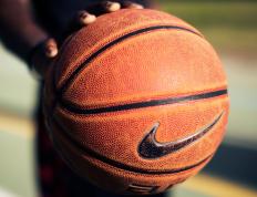 关于早田希娜赛后谦逊发言登热搜，广厦男篮鏖战川崎前锋引发热议的信息